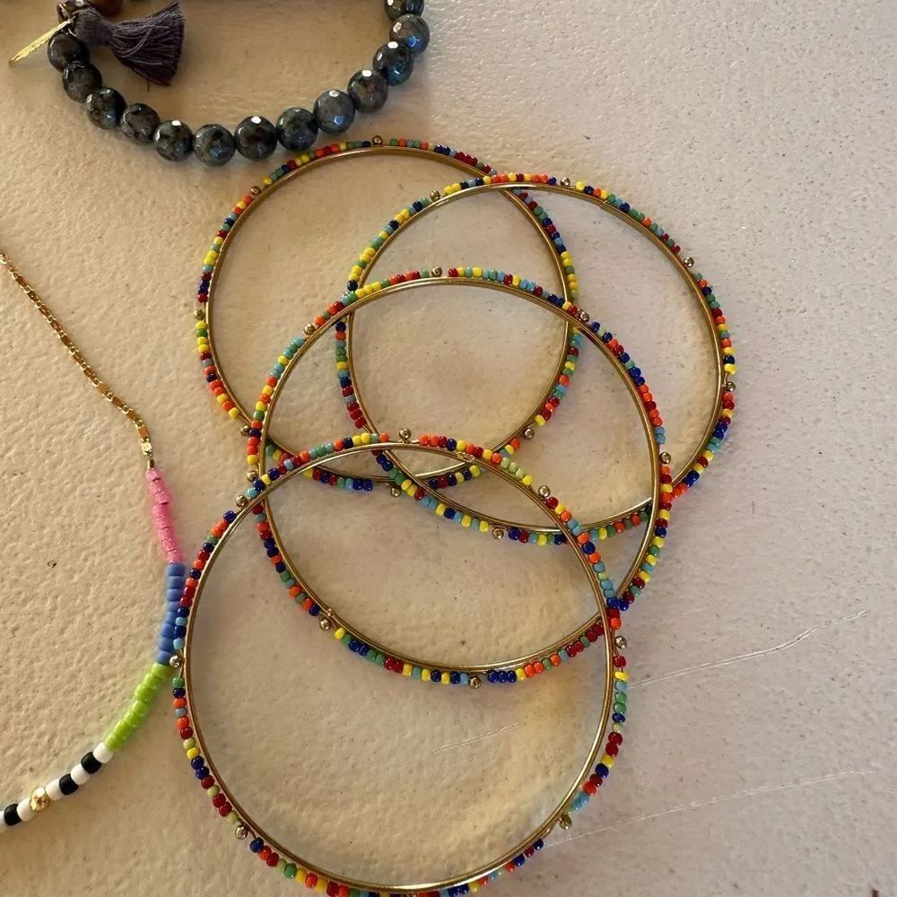 Colorful Beaded Jewelry Set - Picture 3 of 6